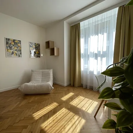 Nowy Kleparz 102 M2 With 3 Separate Bedrooms *