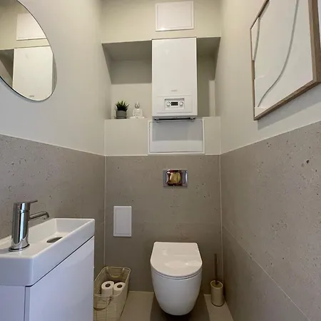 Nowy Kleparz 102 M2 With 3 Separate Bedrooms Апартаменты *