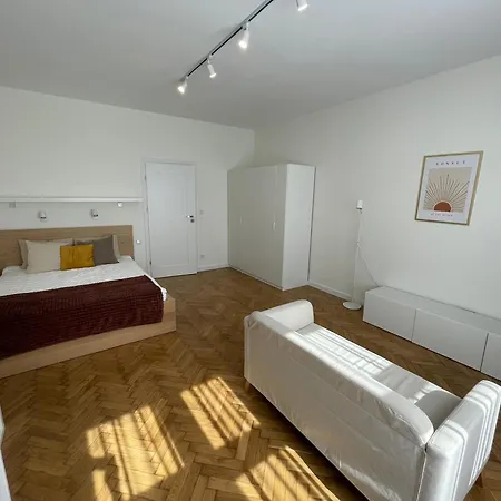 Nowy Kleparz 102 M2 With 3 Separate Bedrooms كراكوفيا