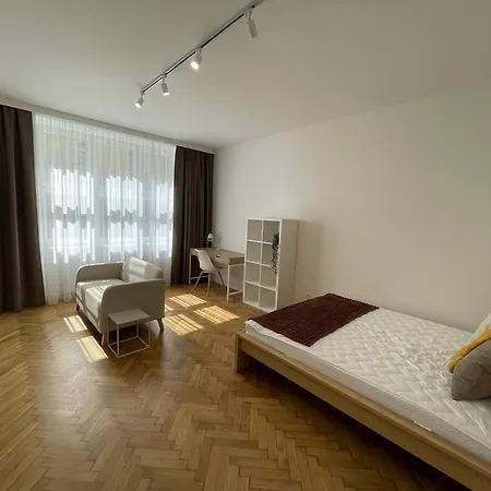 Nowy Kleparz 102 M2 With 3 Separate Bedrooms