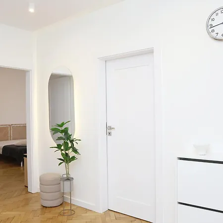 Apartment Nowy Kleparz 102 M2 With 3 Separate Bedrooms