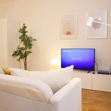 Nowy Kleparz 102 M2 With 3 Separate Bedrooms Krakow