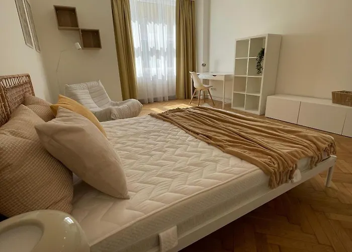 Nowy Kleparz 102 M2 With 3 Separate Bedrooms * Krakov