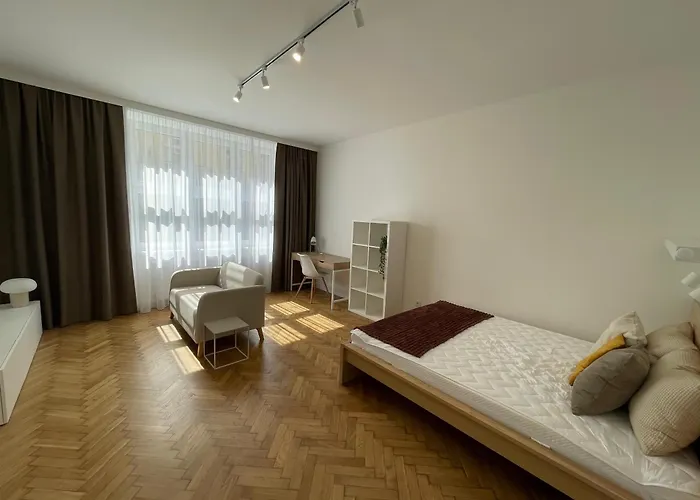 Nowy Kleparz 102 M2 With 3 Separate Bedrooms